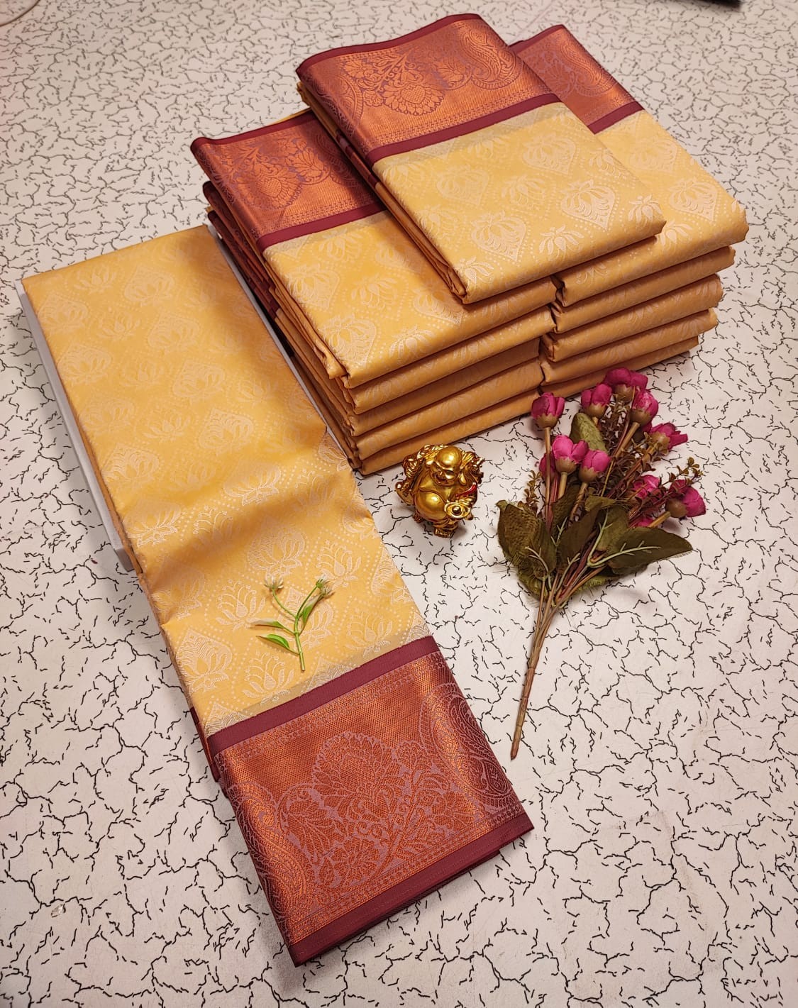 3D Embossed Pattu